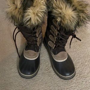 Sorel | Brown Joan of Arctic Fur Snow Boots Suede